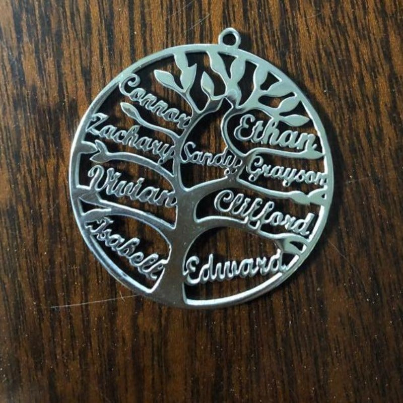 Personalized Family Tree Name Necklace